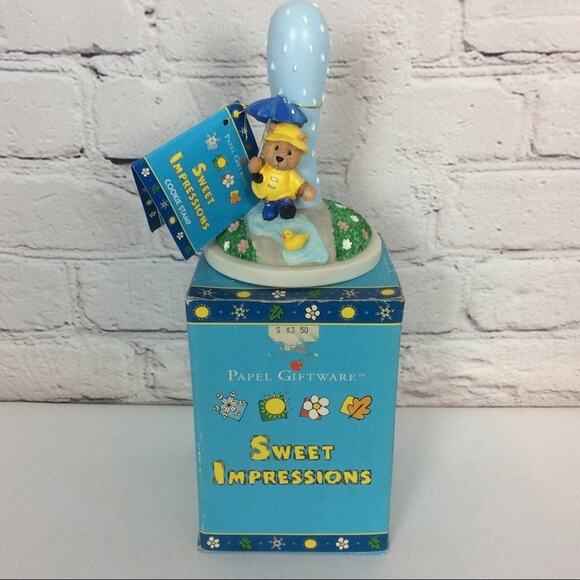 Sweet Impressions Cookie Stamp Bear w/Umbrella Baking Birthday Party Baby Shower - Picture 1 of 6